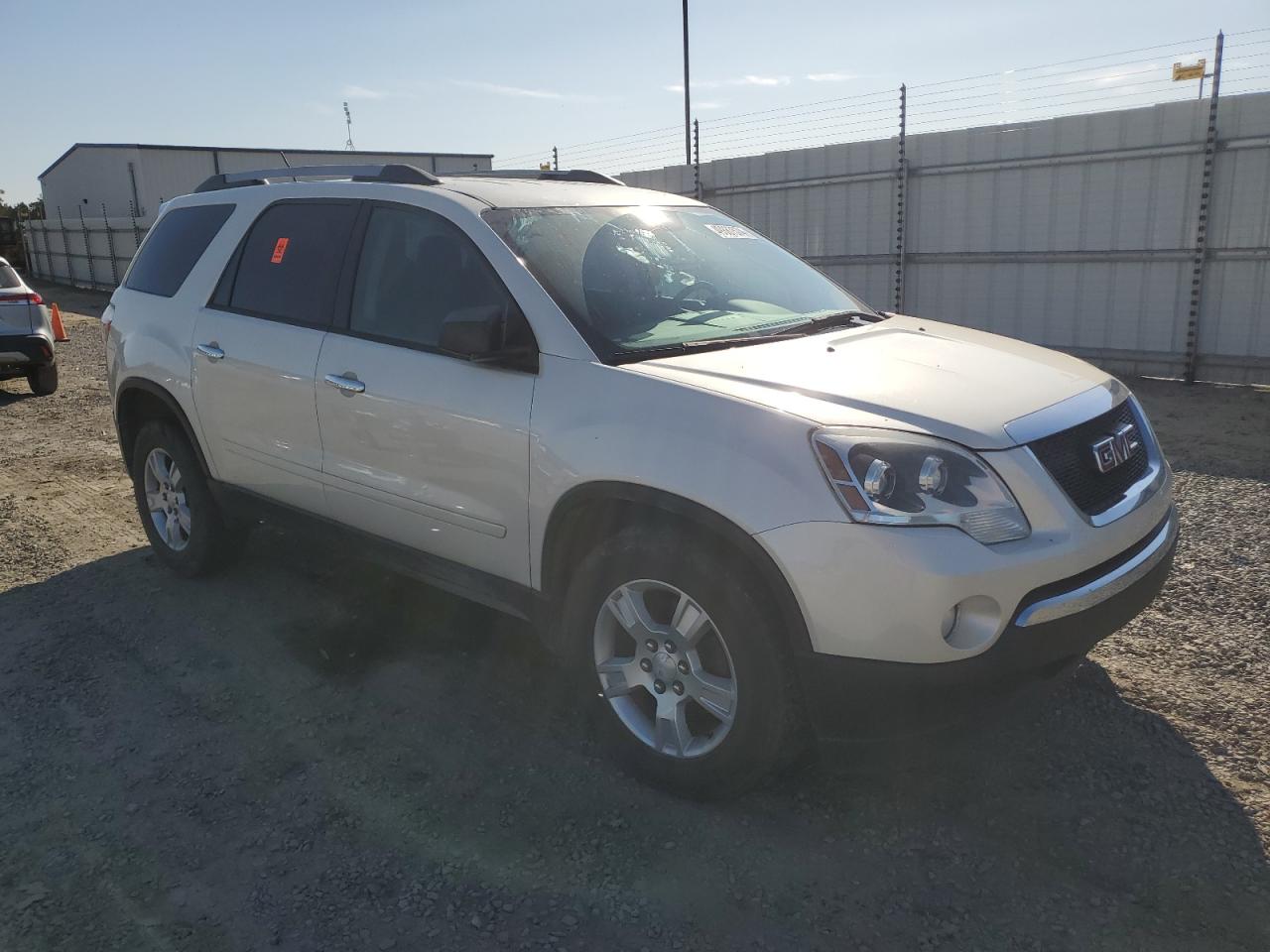 1GKKVPED3BJ378104 2011 GMC Acadia Sle