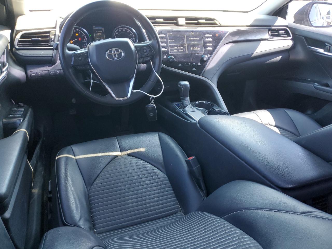 2019 Toyota Camry L vin: 4T1B11HK0KU839848