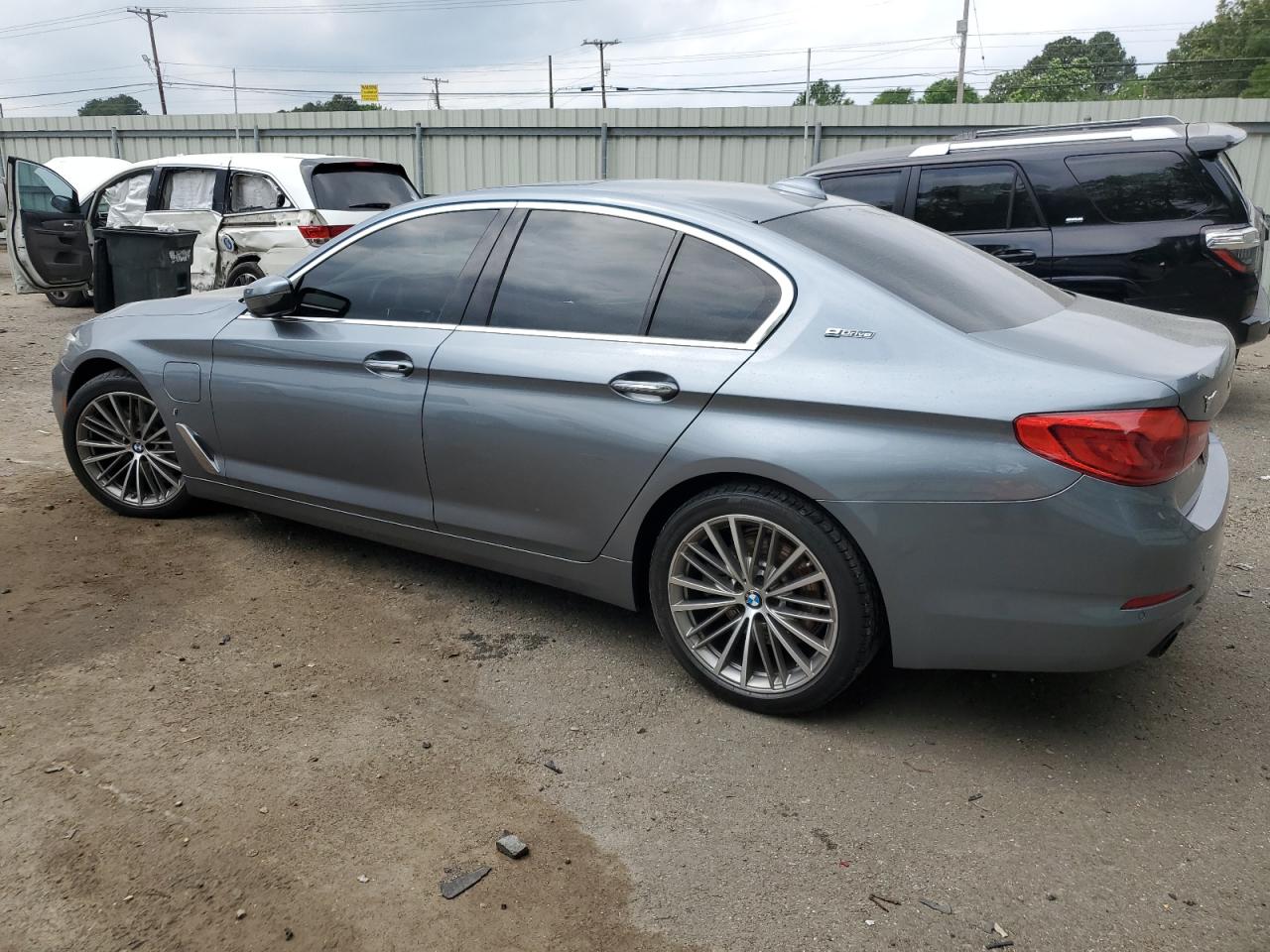 WBAJA9C59JB034552 2018 BMW 530E