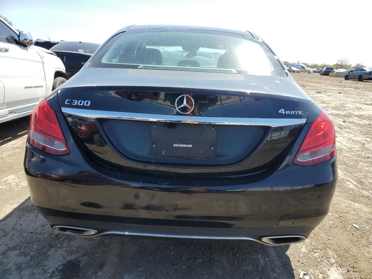 55SWF4KB9HU201342 2017 Mercedes-Benz C 300 4Matic