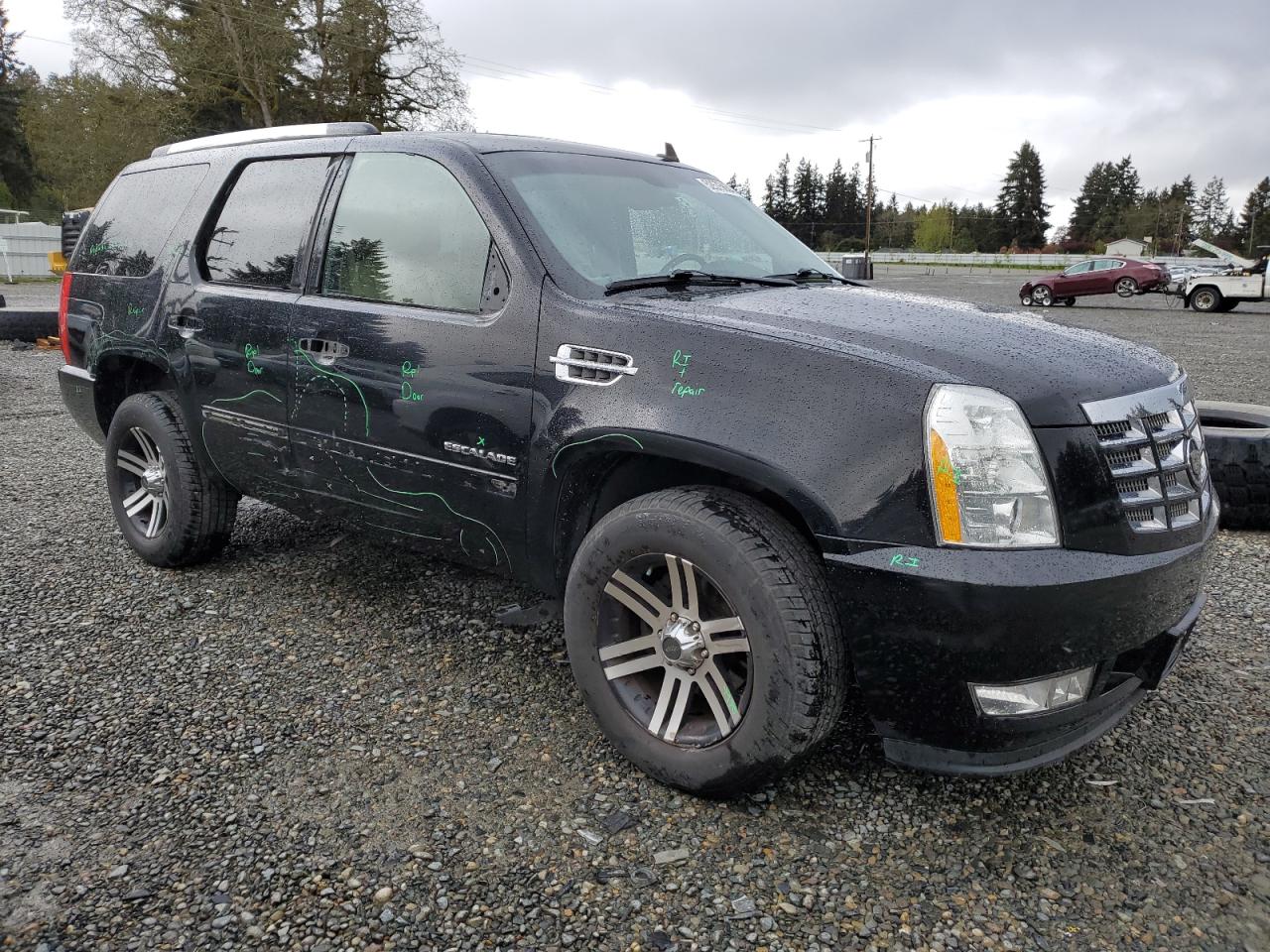 2012 Cadillac Escalade Luxury vin: 1GYS4BEF1CR124679