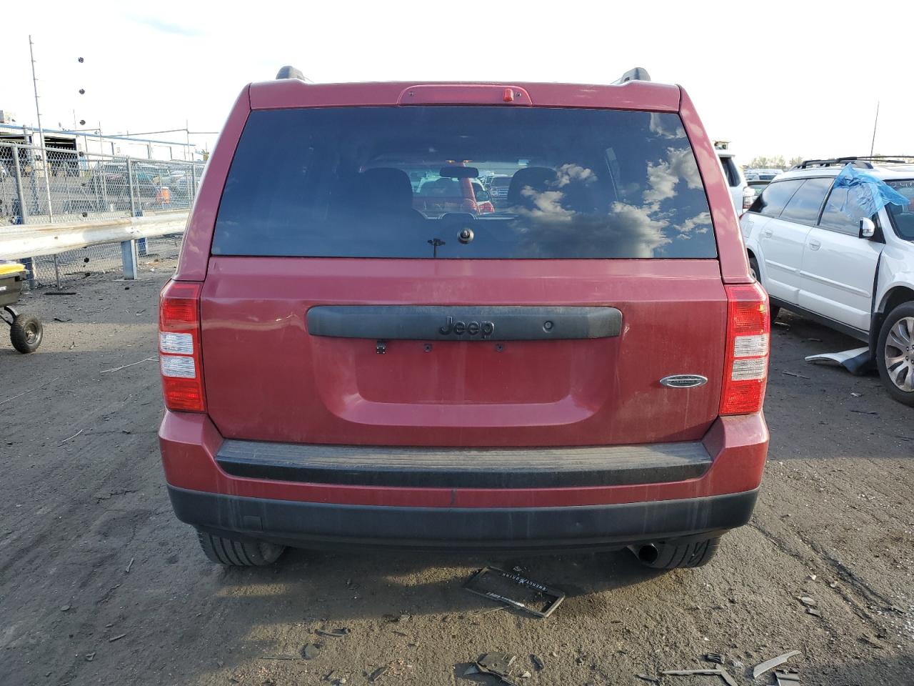 Lot #2485177789 2014 JEEP PATRIOT SP