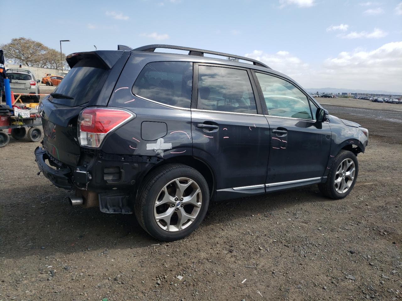 JF2SJAWC4JH428428 2018 Subaru Forester 2.5I Touring