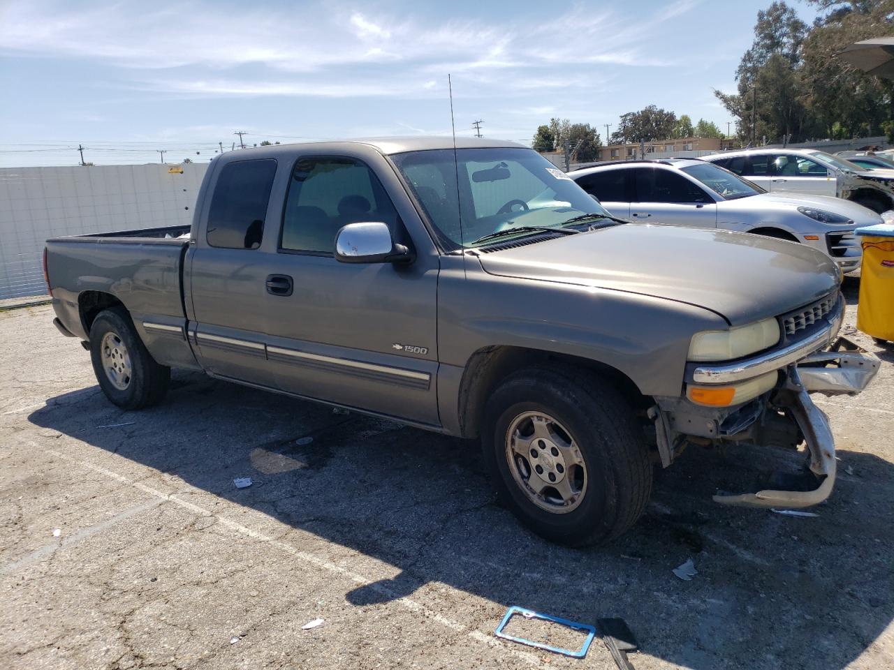 2GCEC19VX21333749 2002 Chevrolet Silverado C1500