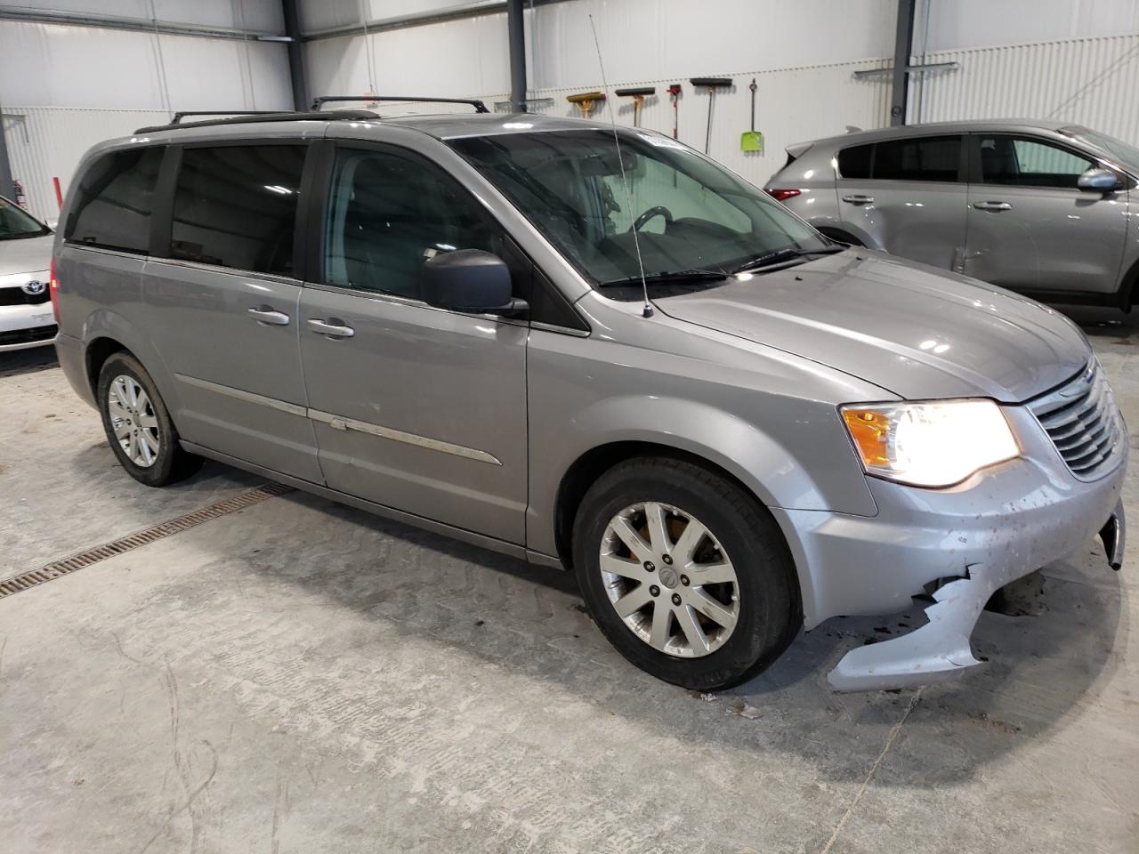 2C4RC1BG4ER448897 2014 Chrysler Town & Country Touring