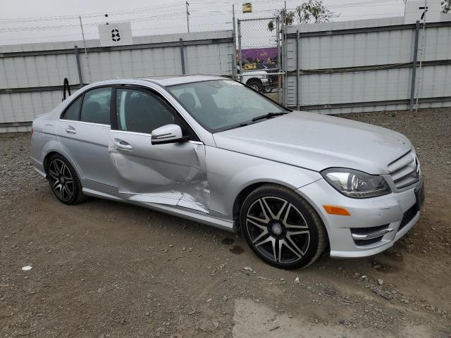 VIN WDDGF5HB0DR292952 2013 Mercedes-Benz C-Class, 350 no.4