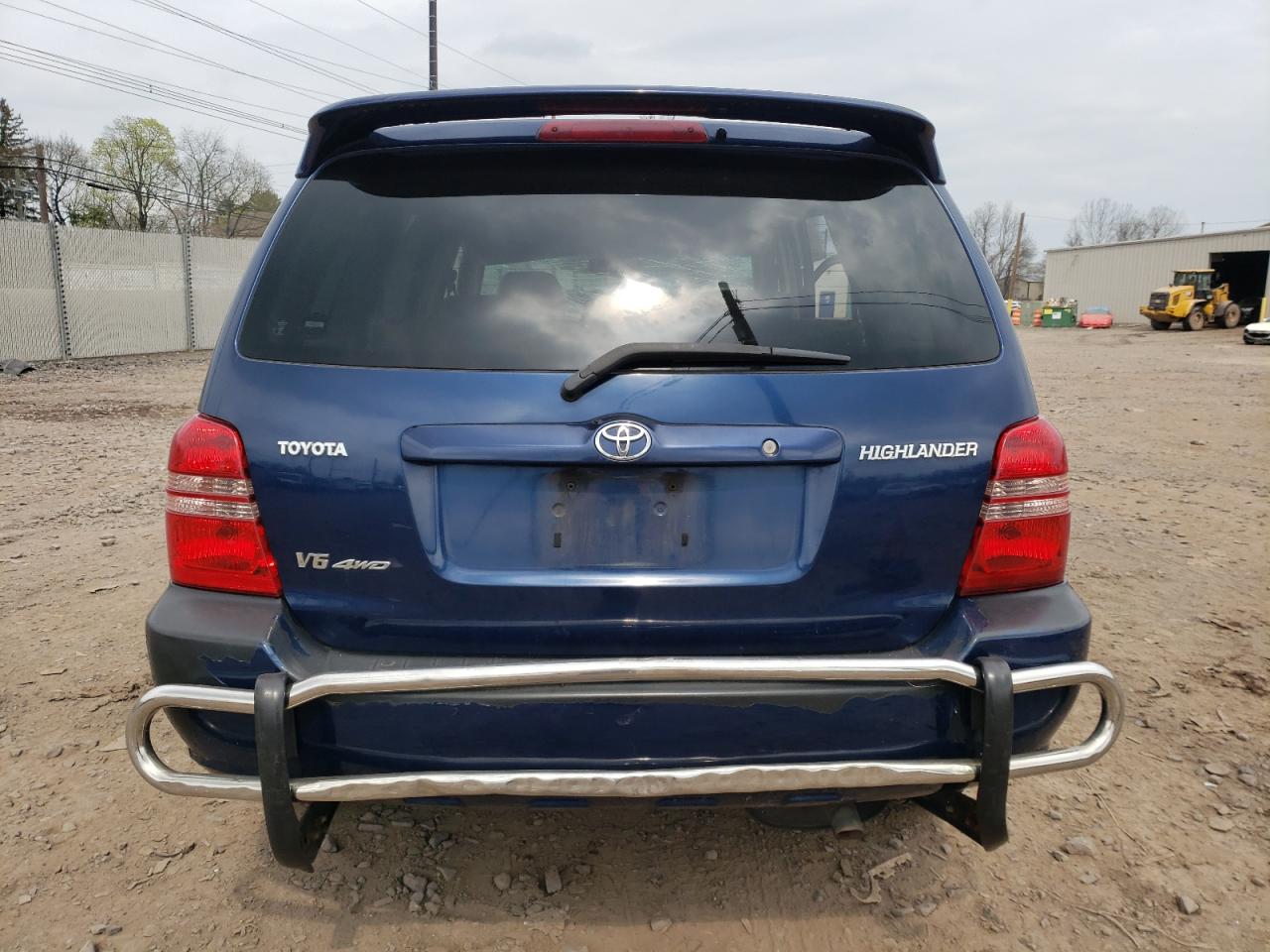 JTEHF21A030102533 2003 Toyota Highlander Limited