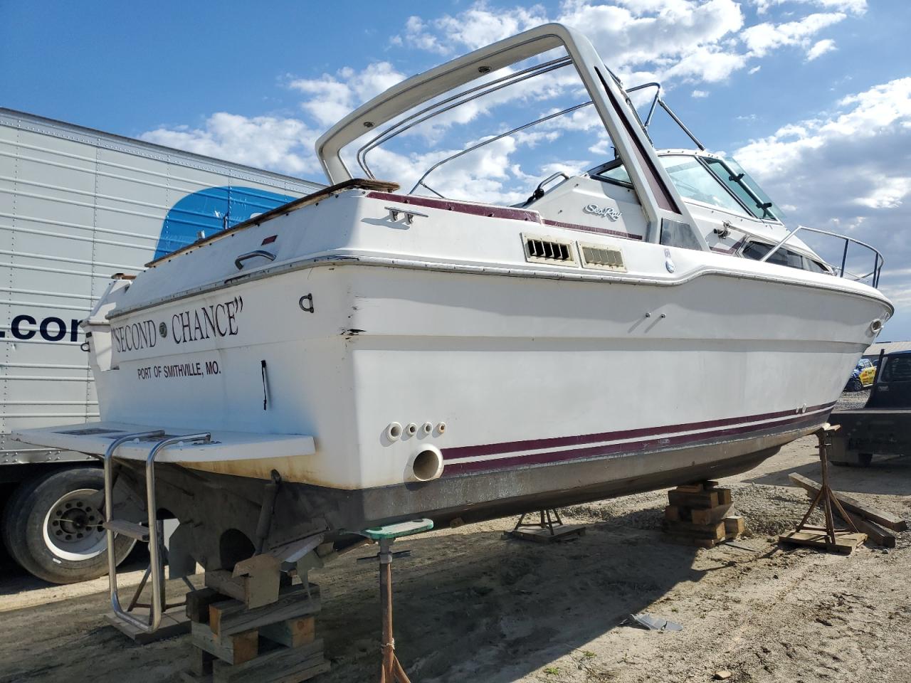 Lot #2784103474 1988 SEAR BOAT