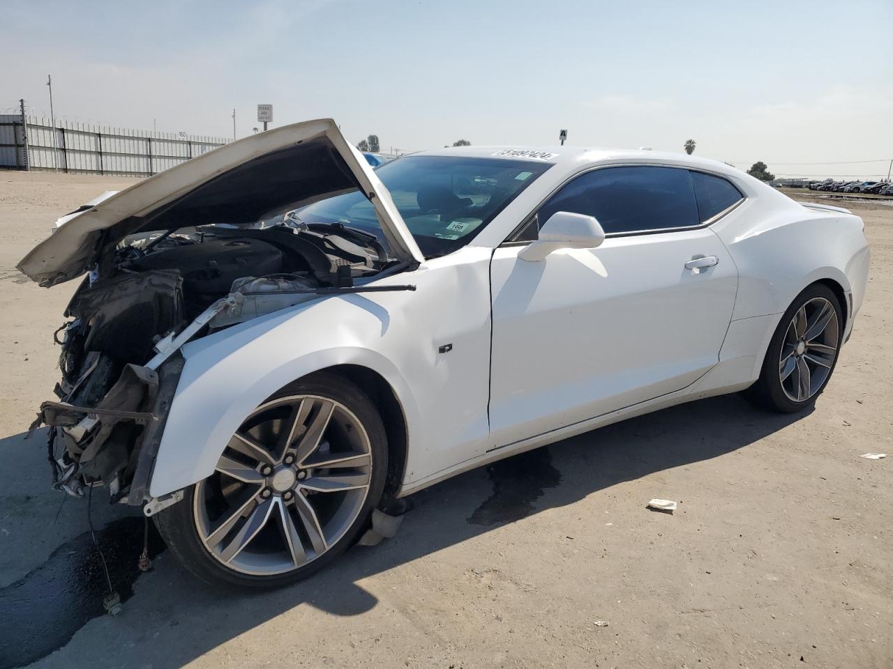 1G1FB1RS4J0129142 2018 Chevrolet Camaro Lt