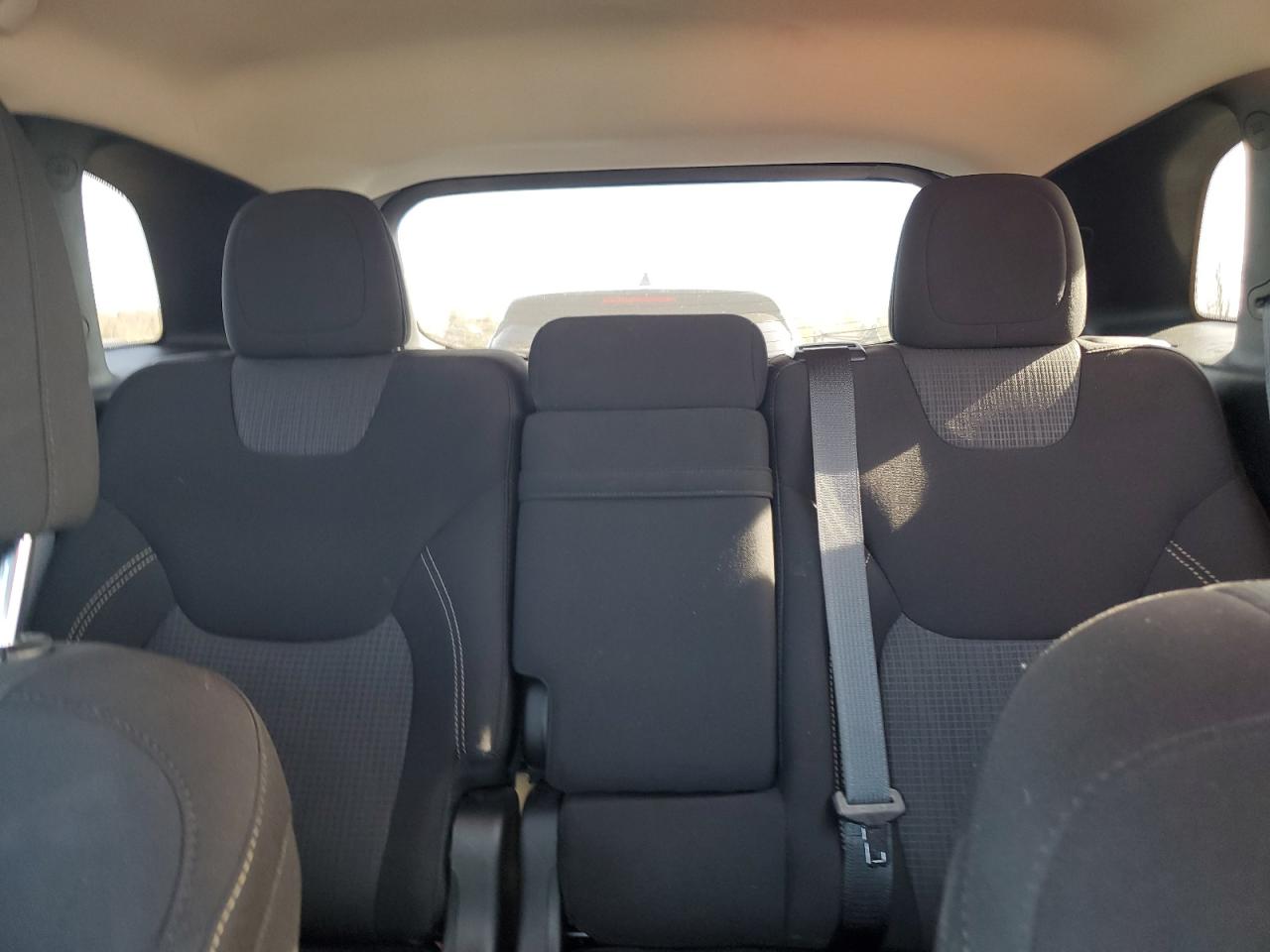 1C4PJMCB9HW557191 2017 Jeep Cherokee Latitude