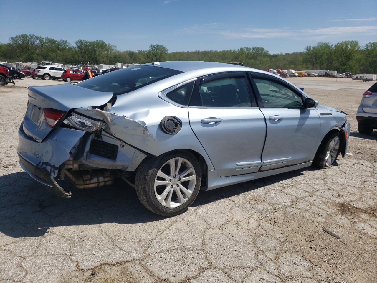 2015 Chrysler 200 Limited vin: 1C3CCCAB1FN759715