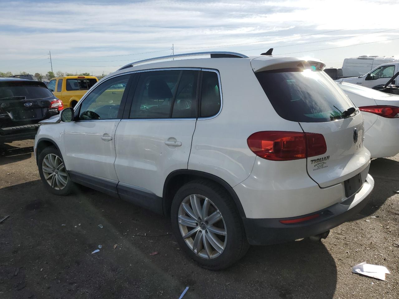 WVGAV3AX7EW532090 2014 Volkswagen Tiguan S