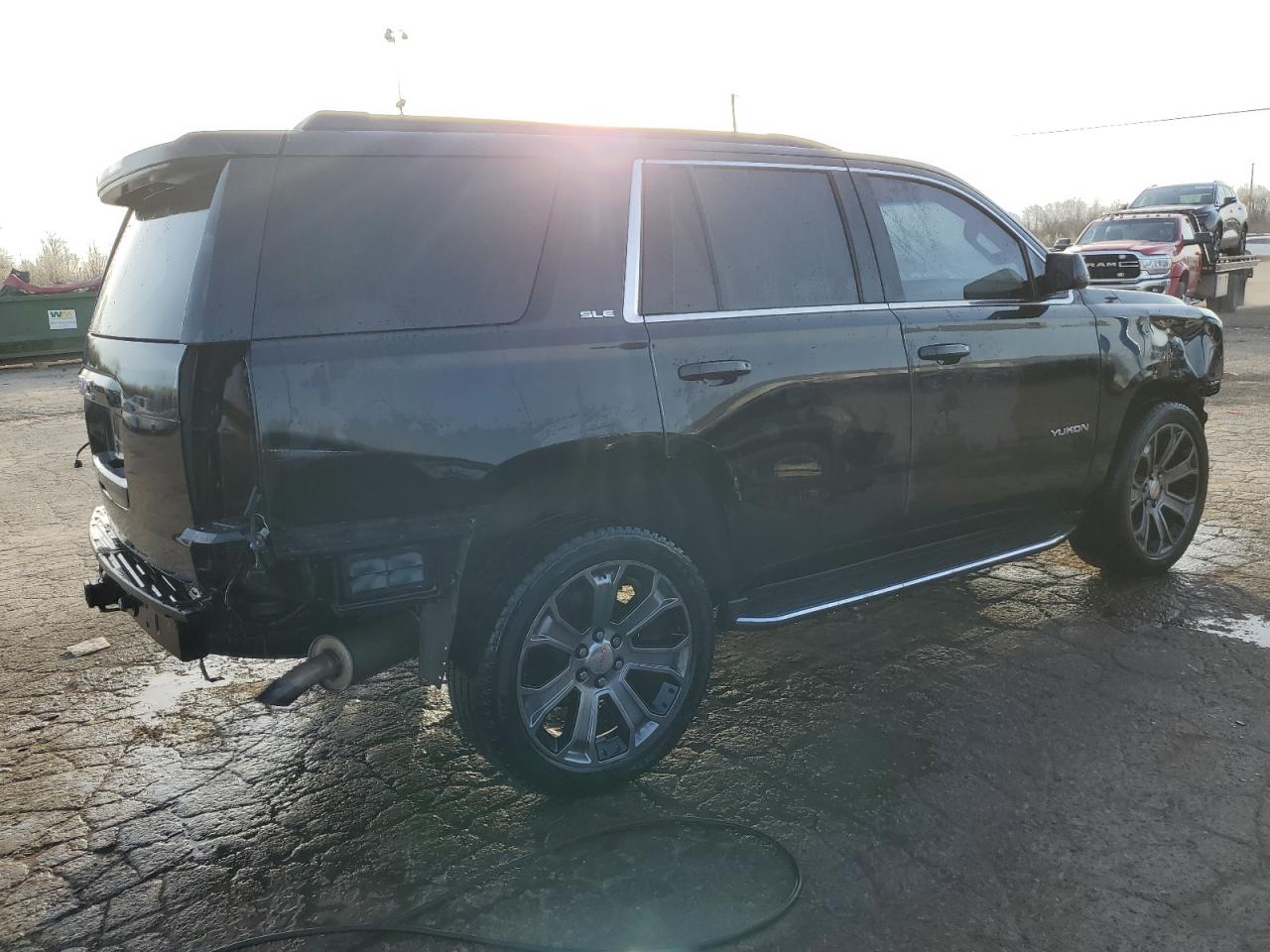 2016 GMC Yukon Sle vin: 1GKS2AKC6GR411512