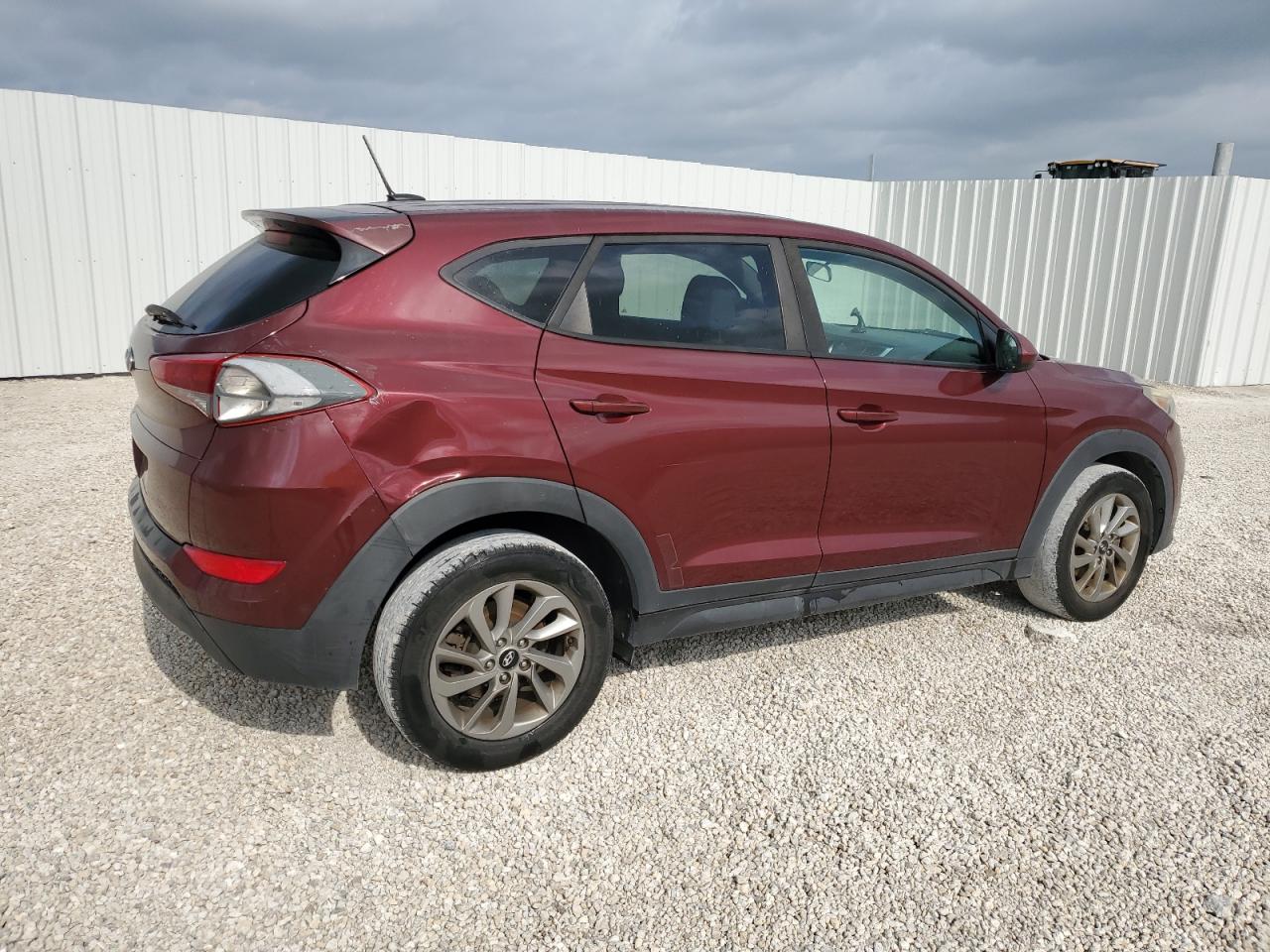 KM8J23A45HU549887 2017 Hyundai Tucson Se