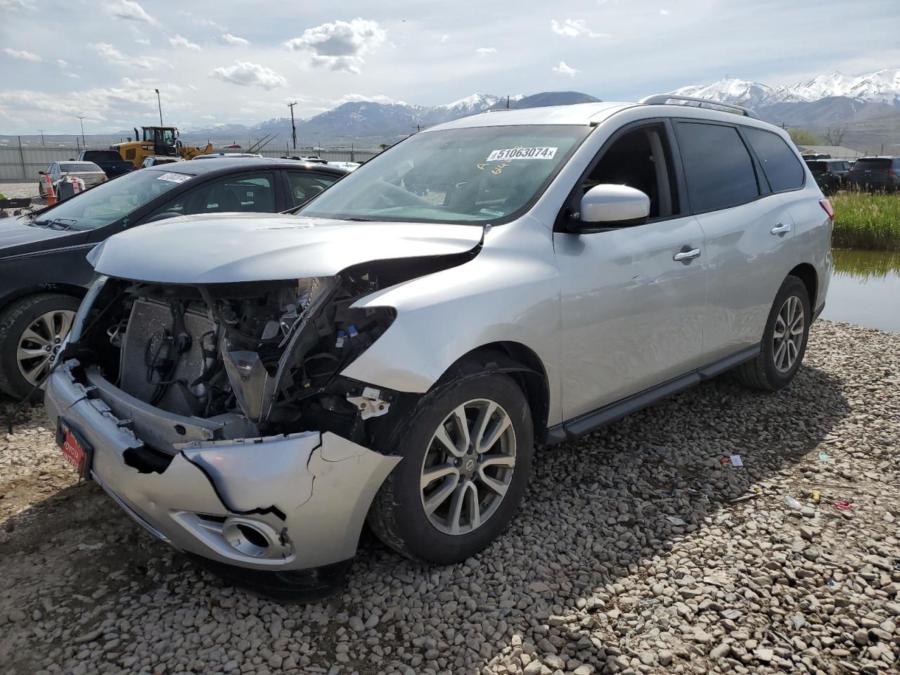 2013 Nissan Pathfinder S vin: 5N1AR2MM6DC614022