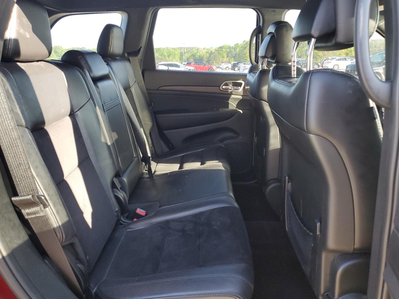 1C4RJEAG4JC392591 2018 Jeep Grand Cherokee Laredo