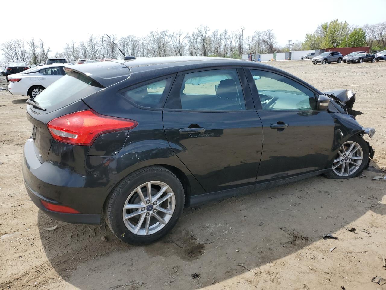 1FADP3K23FL282497 2015 Ford Focus Se