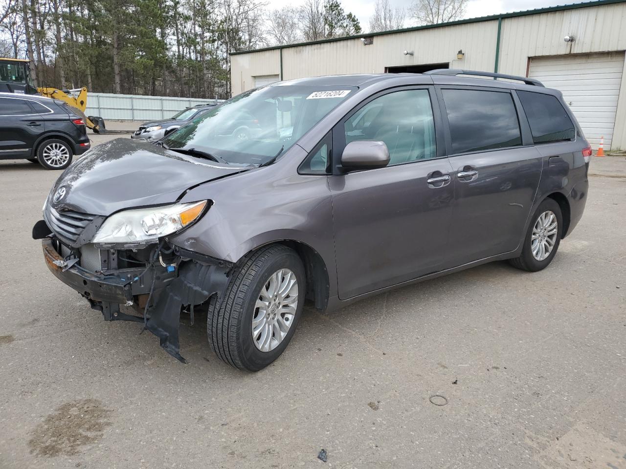 5TDYK3DC4CS234727 2012 Toyota Sienna Xle