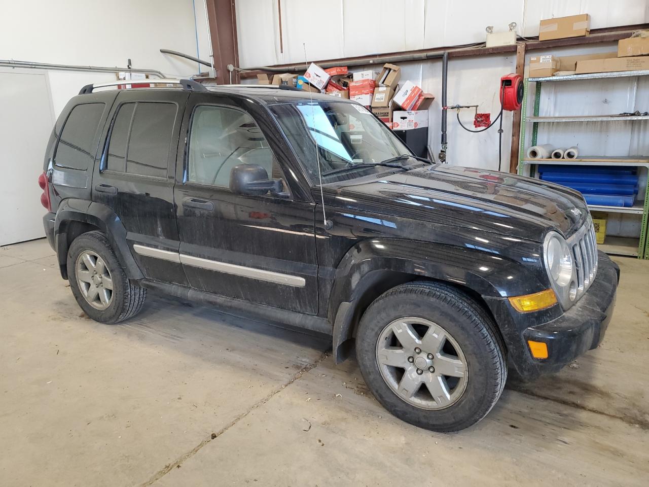 1J4GL58K16W161854 2006 Jeep Liberty Limited