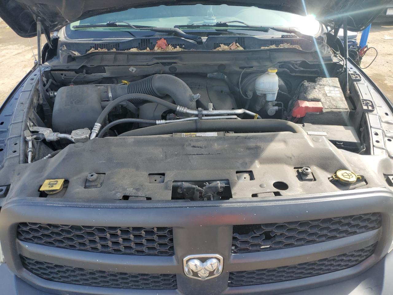 1C6RR7FTXFS624819 2015 Ram 1500 St