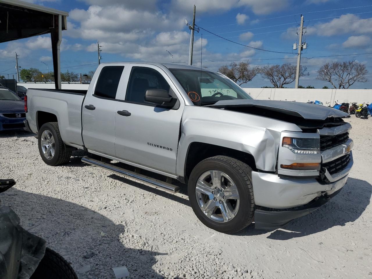 1GCRCPEH9HZ351213 2017 Chevrolet Silverado C1500 Custom