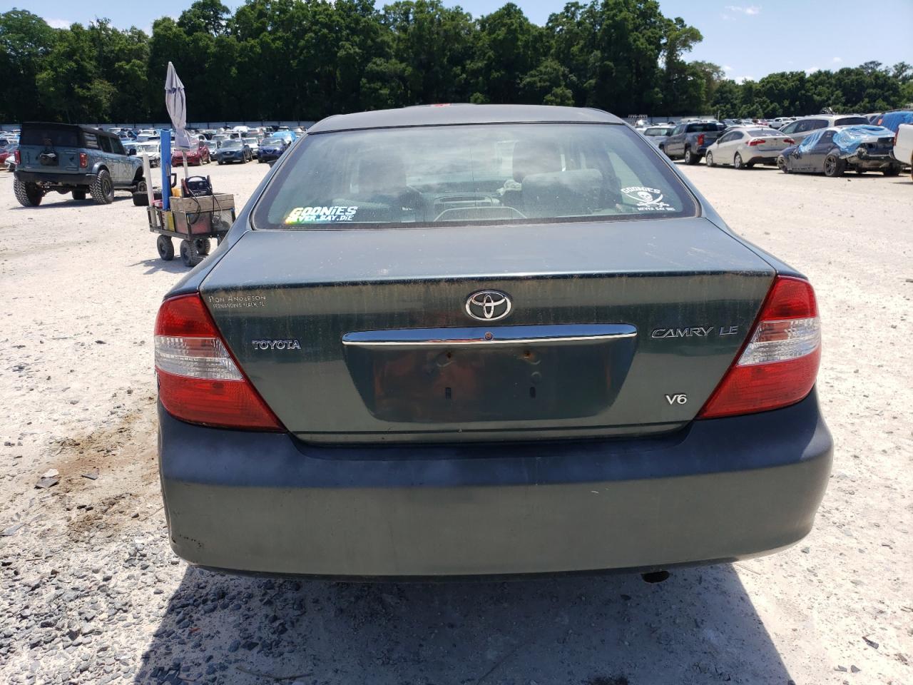 4T1BF32KX4U070669 2004 Toyota Camry Le