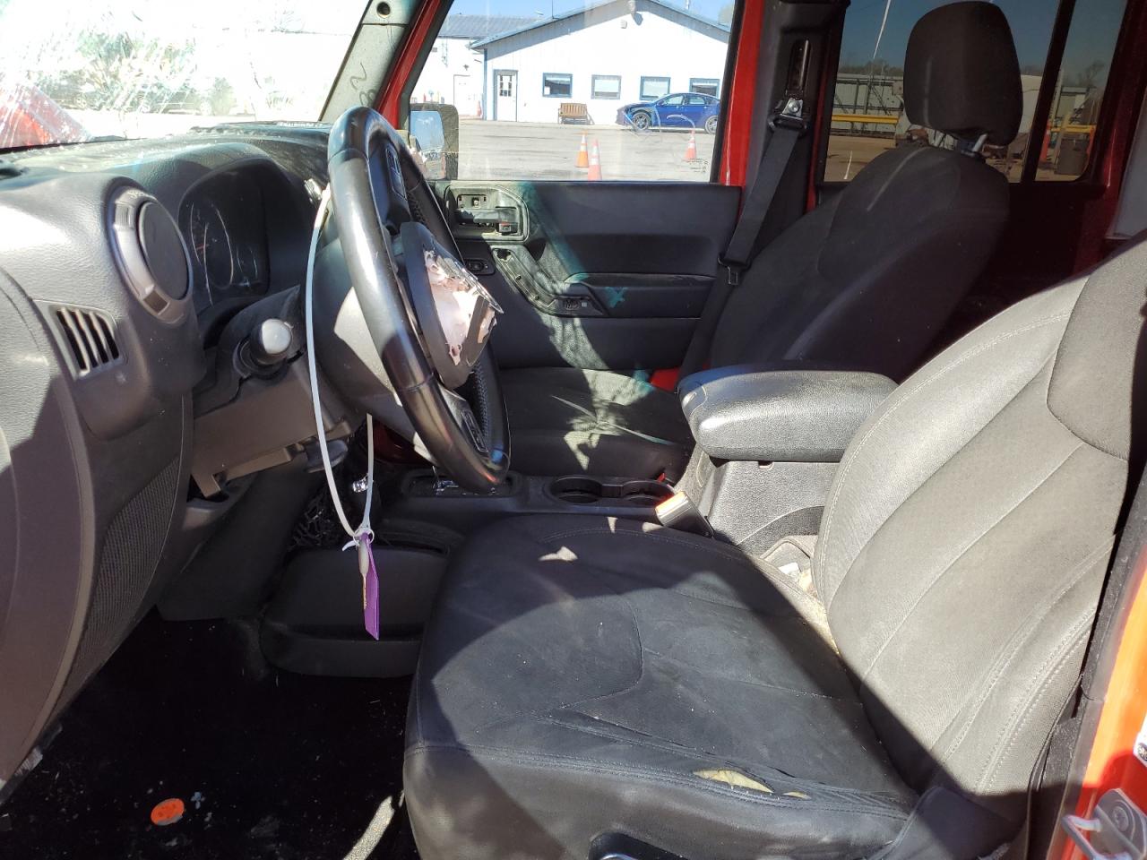 1C4BJWDG2GL187265 2016 Jeep Wrangler Unlimited Sport