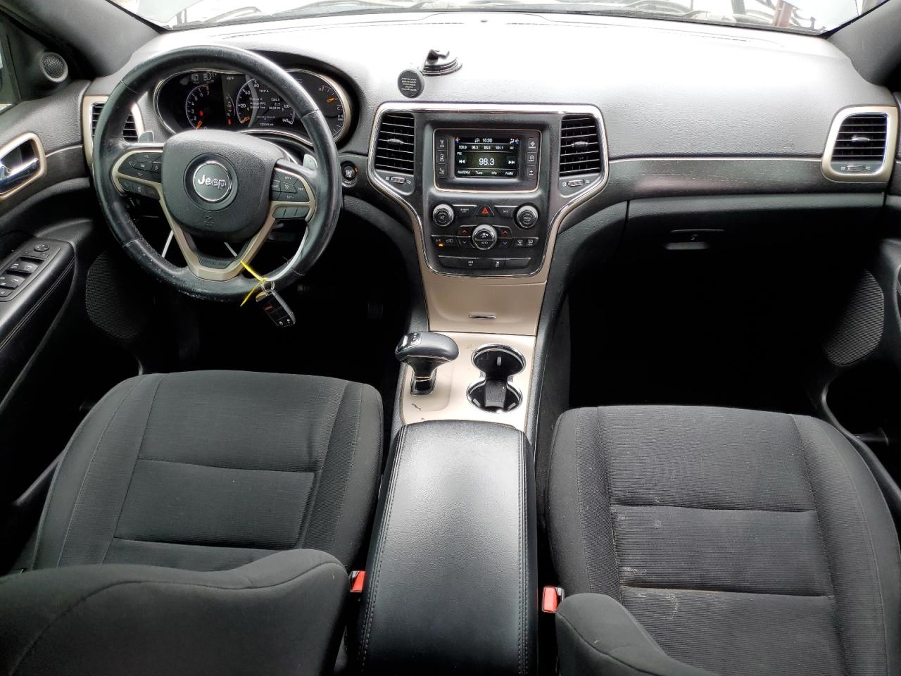 1C4RJEAGXFC686116 2015 Jeep Grand Cherokee Laredo