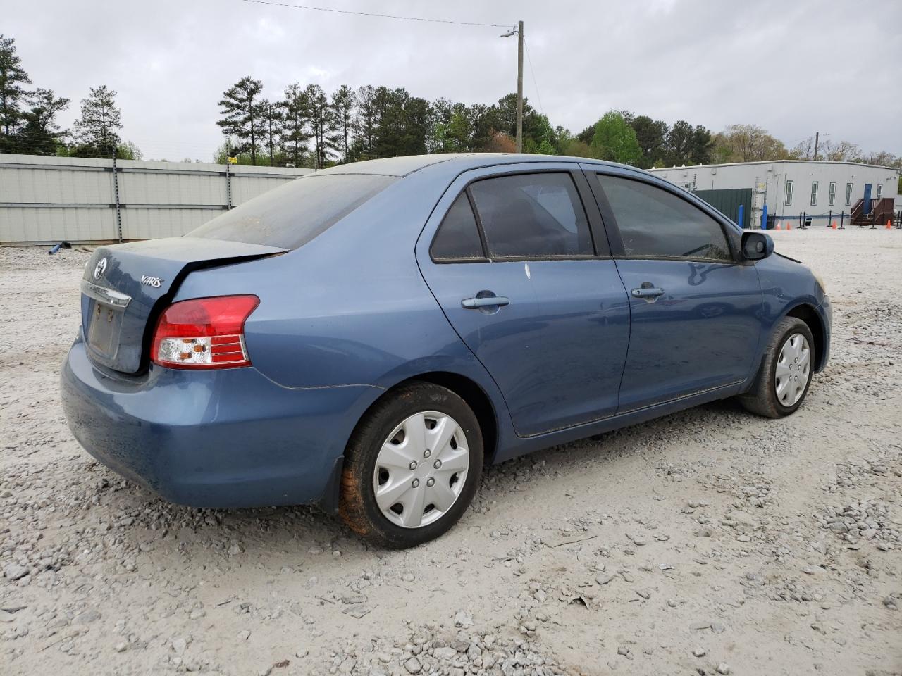 JTDBT923671010676 2007 Toyota Yaris