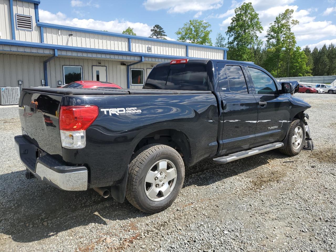 5TFRM5F15BX033417 2011 Toyota Tundra Double Cab Sr5