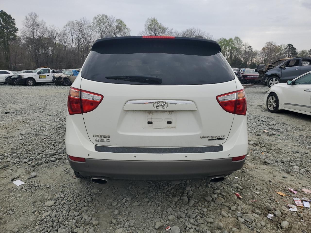 KM8NU73C58U066388 2008 Hyundai Veracruz Gls