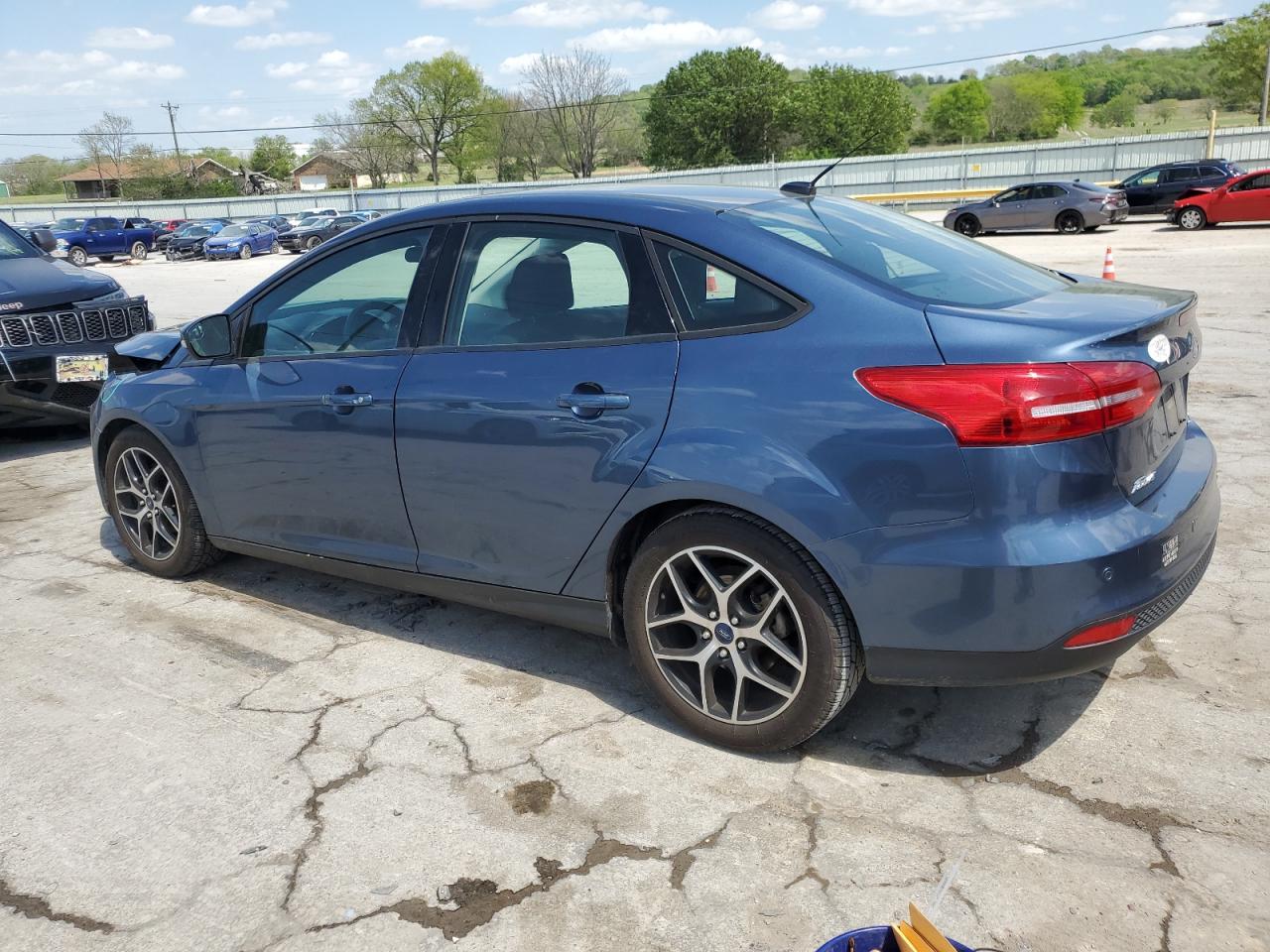 2018 Ford Focus Sel vin: 1FADP3H25JL265698