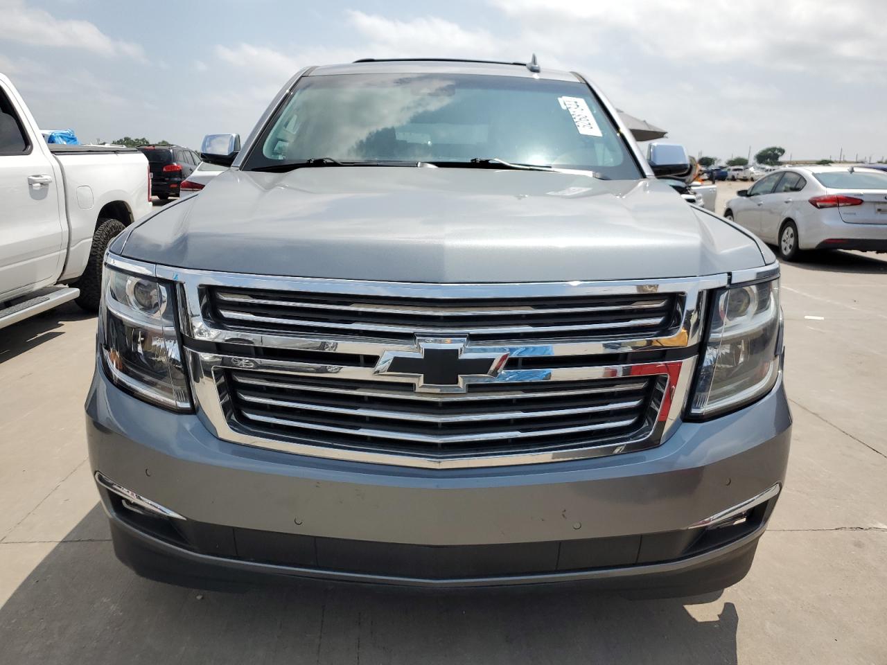 2019 Chevrolet Suburban K1500 Premier vin: 1GNSKJKC0KR348189