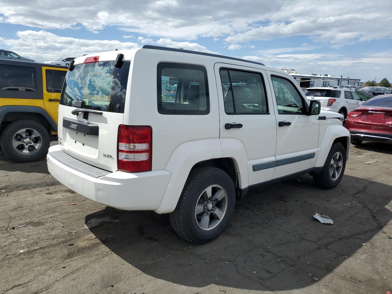 1J8GN28K98W152667 2008 Jeep Liberty Sport