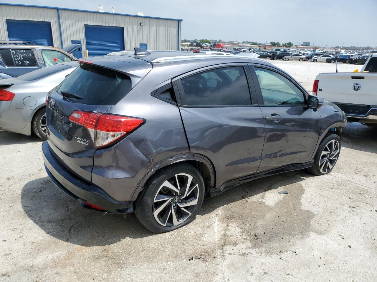 3CZRU6H18KG731568 2019 Honda Hr-V Sport