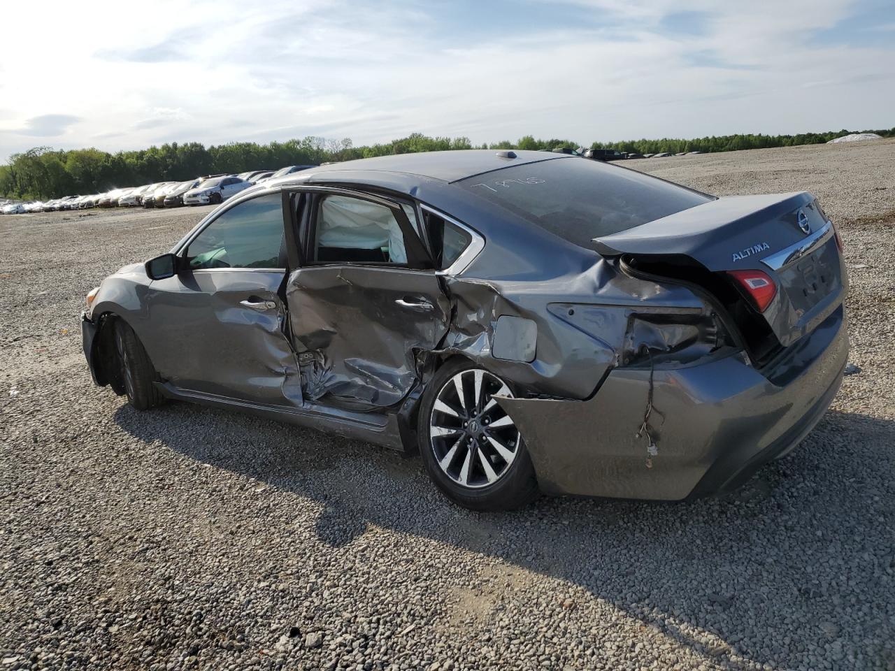 2017 Nissan Altima 2.5 vin: 1N4AL3AP3HC178610