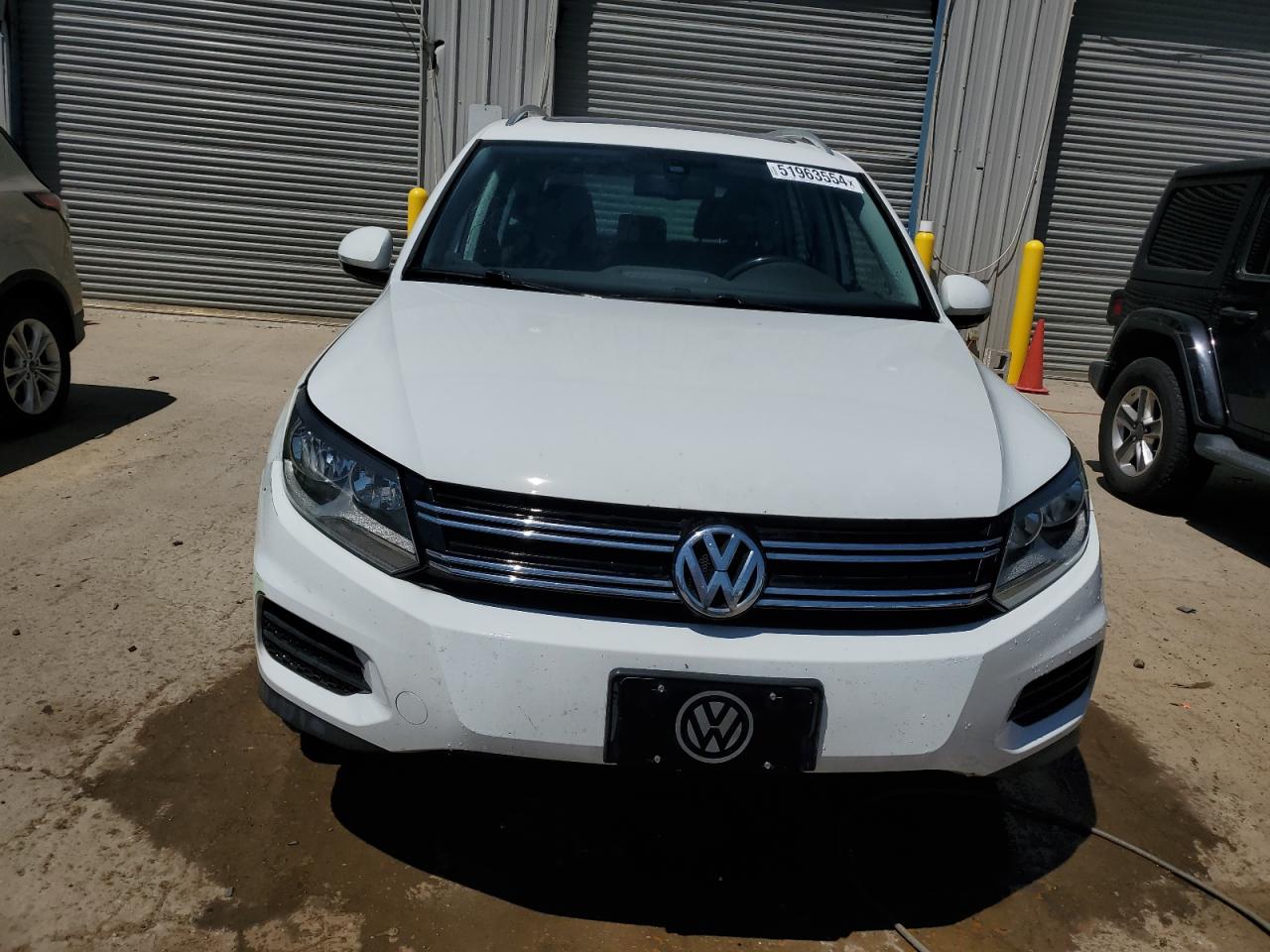 WVGRV7AX6HK022285 2017 Volkswagen Tiguan Wolfsburg