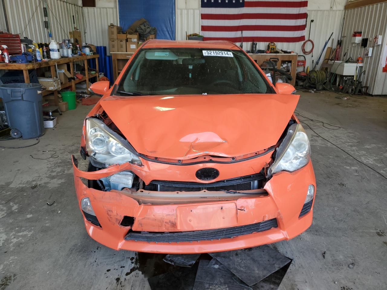 2012 Toyota Prius C vin: JTDKDTB32C1029942