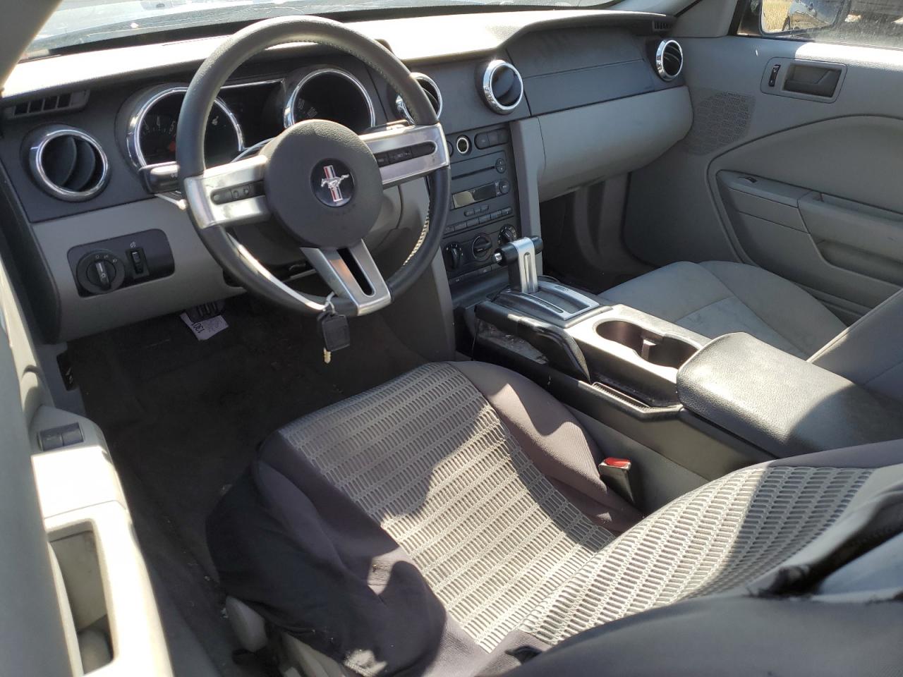 1ZVFT80N165251985 2006 Ford Mustang