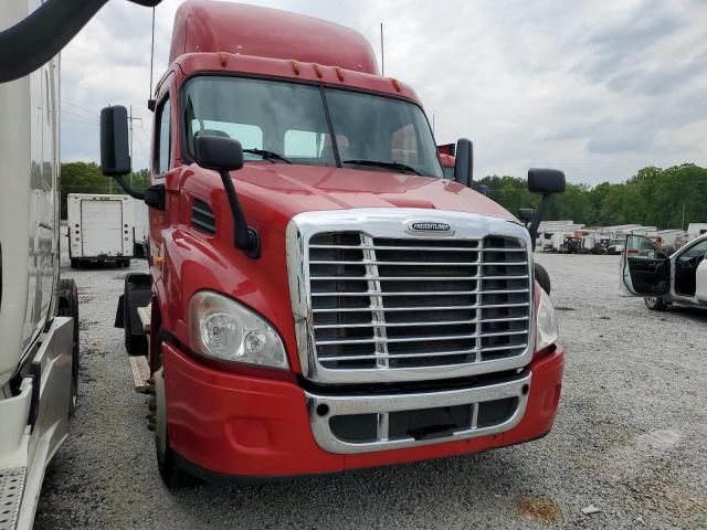 Lot #2501464023 2016 FREIGHTLINER CASCADIA 1 salvage car