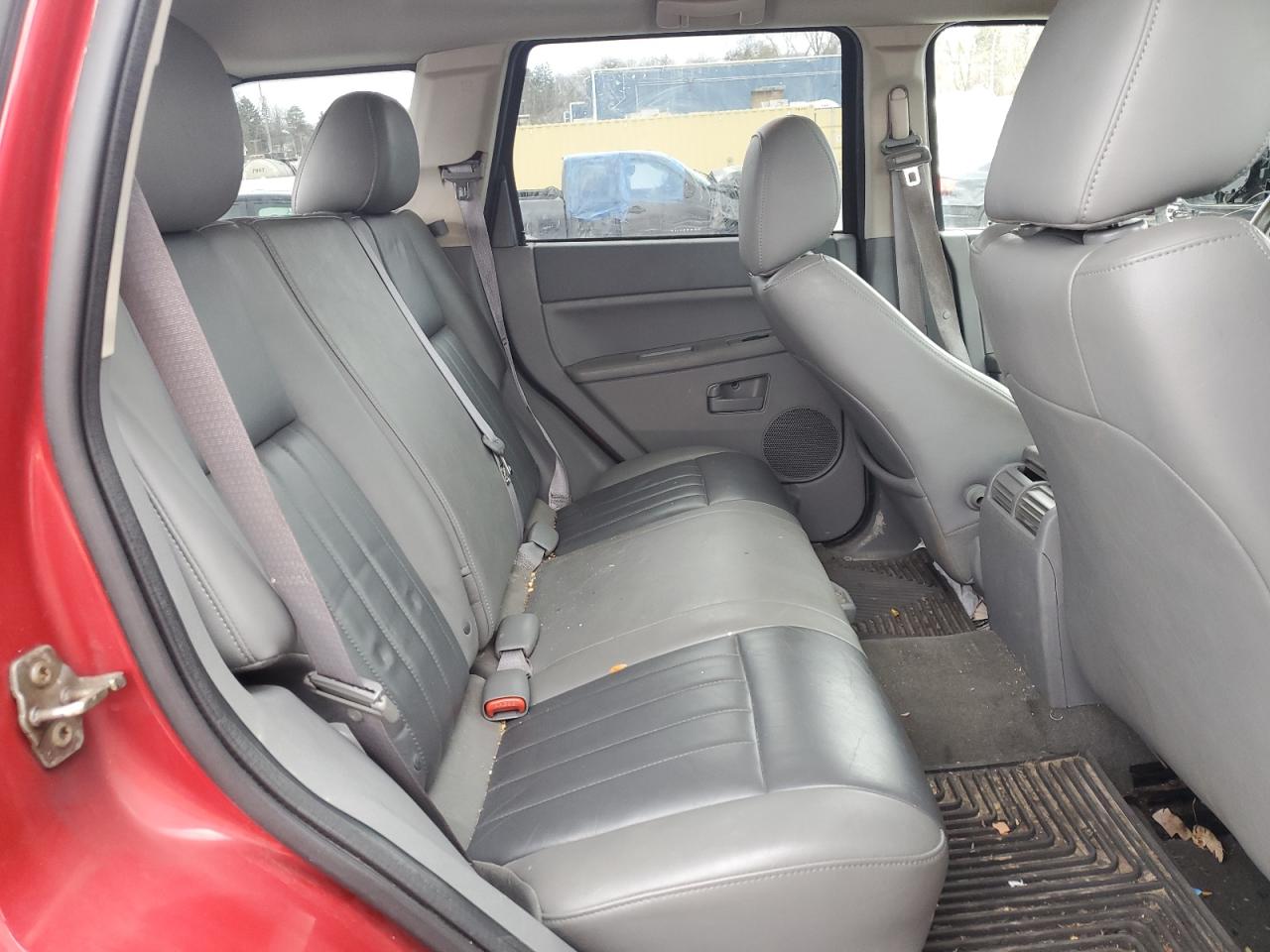 1J4HR48N85C648802 2005 Jeep Grand Cherokee Laredo