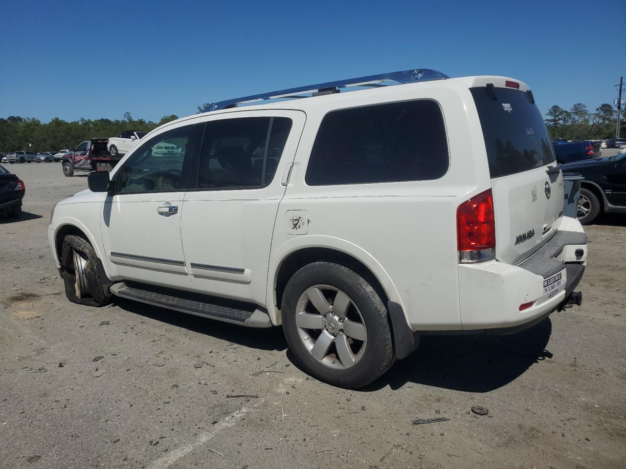 5N1BA0ND4BN608803 2011 Nissan Armada Sv