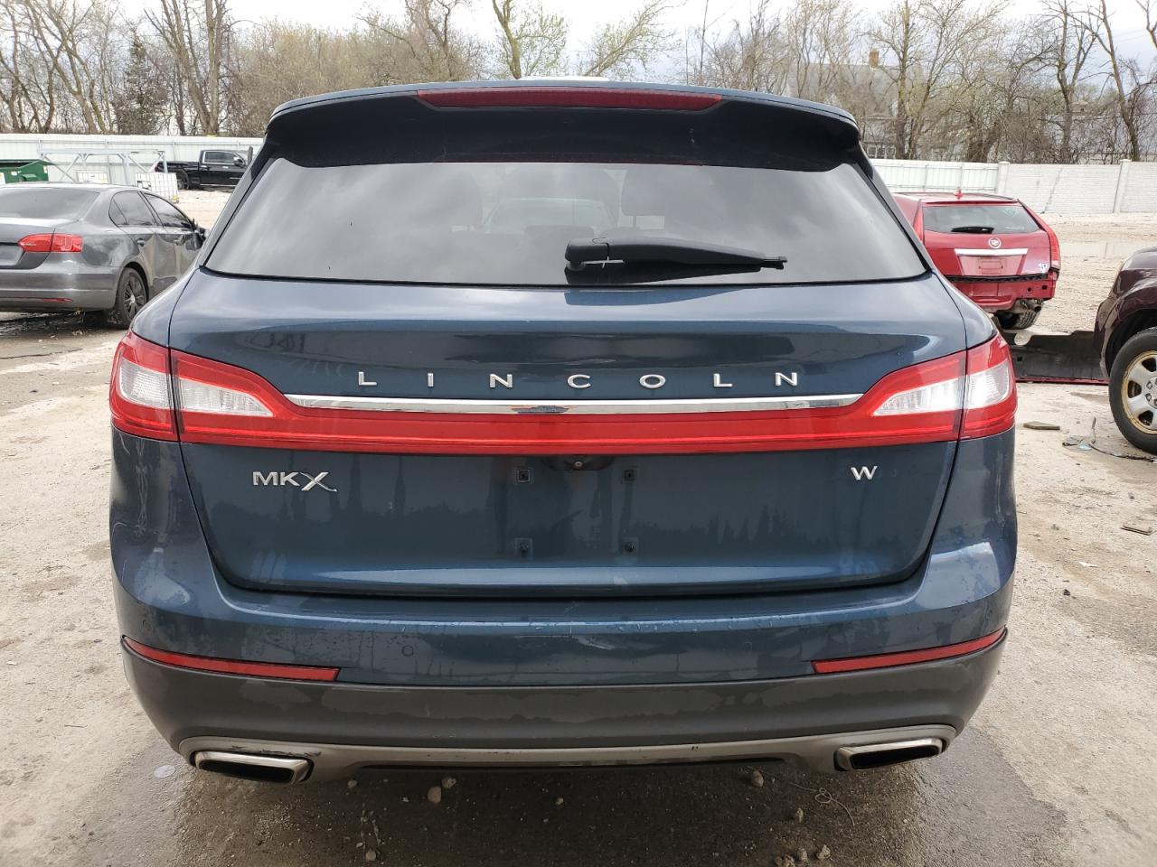 2016 Lincoln Mkx Reserve vin: 2LMTJ8LR4GBL31692