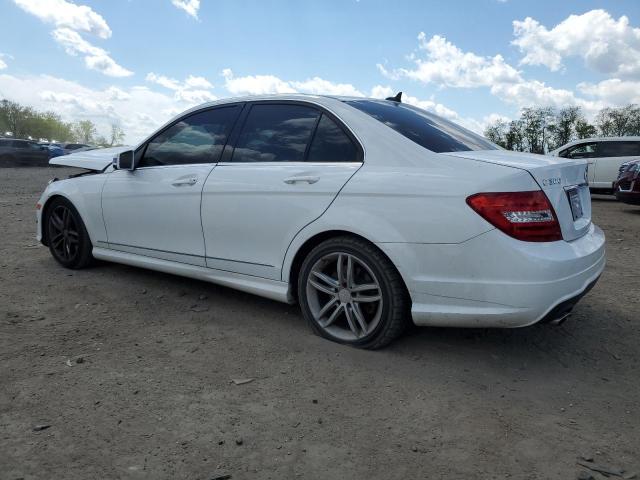 VIN WDDGF8AB5DR246996 2013 Mercedes-Benz C-Class, 3... no.2