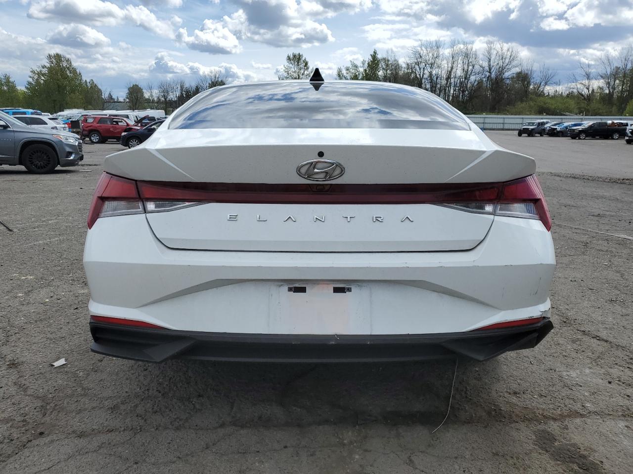 5NPLM4AG8NH078699 2022 Hyundai Elantra Sel