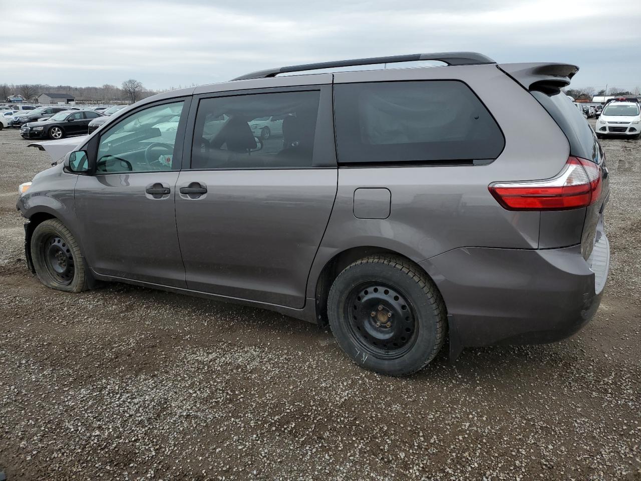 5TDZZ3DCXHS818282 2017 Toyota Sienna