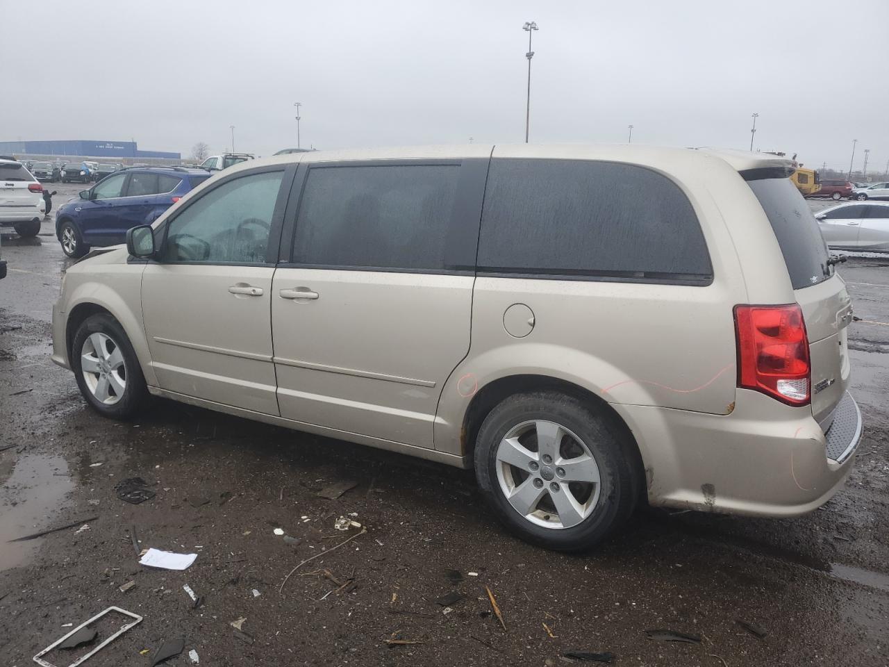 2C4RDGBG3DR537133 2013 Dodge Grand Caravan Se