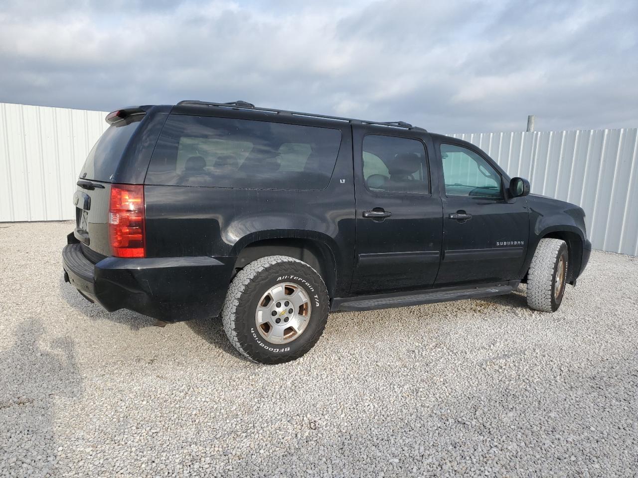 2013 Chevrolet Suburban C1500 Lt vin: 1GNSCJE09DR191151