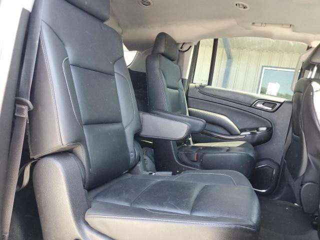 2015 Chevrolet Express - Image 11