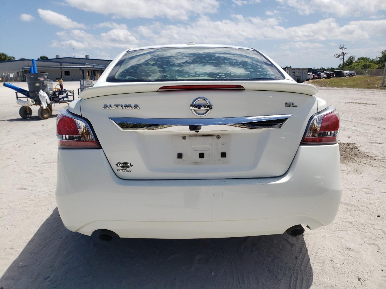 1N4AL3AP1FN894939 2015 Nissan Altima 2.5